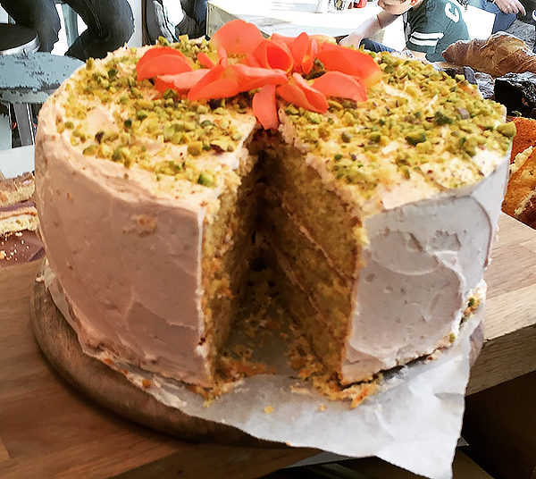 Rose & Pistachio Cake